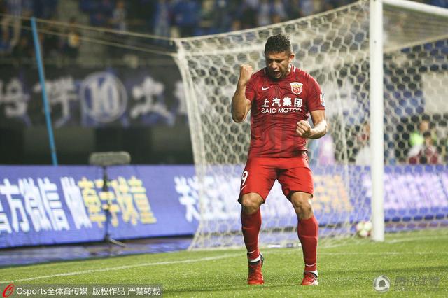 那不勒斯也在关注博尼法斯，他们将博尼法斯视为奥斯梅恩的理想替代者。